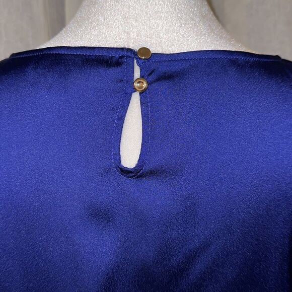 Talbots L Midnight Blue Pleated Chest Back Button Keyhole Sleeveless Blouse - Picture 7 of 9